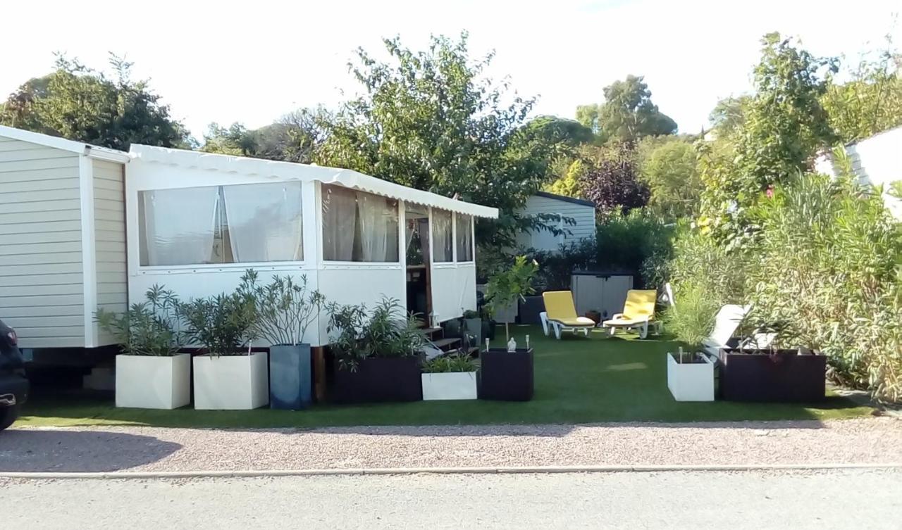 Camping Le Montourey Azur 78 Hotel Frejus Exterior photo